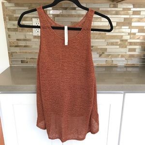 Aritzia - The Group by Babaton - Tank